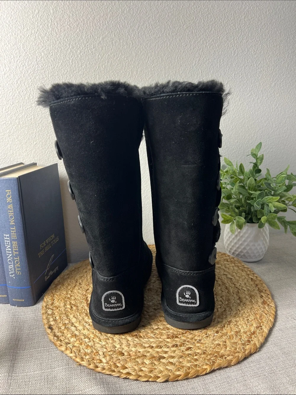 BEARPAW Lori Black Suede Sheepskin Button Boots Women’s Size 6